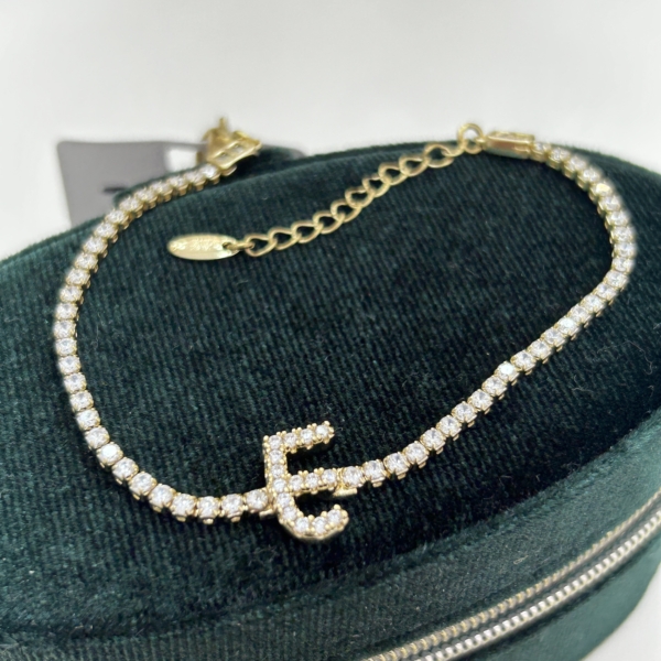 Xuping Harfli Vip Bileklik