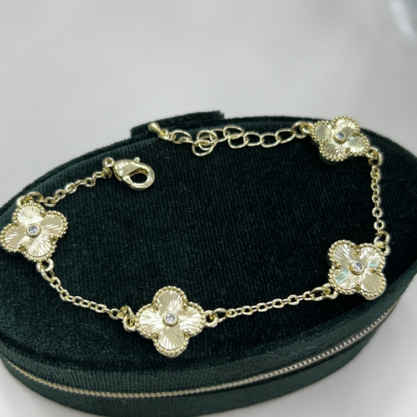 Yonca Çelik Bileklik Vancliff