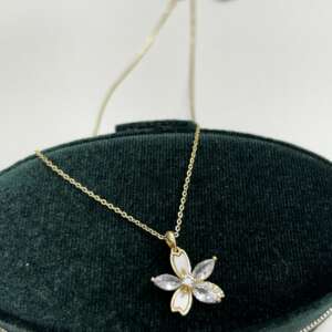 Xuping Flowery Kolye